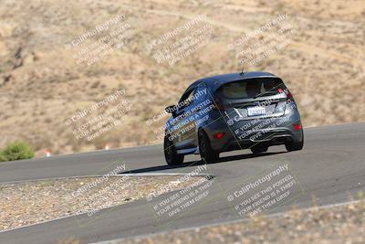 media/Oct-01-2022-Team Topak Racing (Sat) [[f860fb51be]]/2-Inter Low 2/session 1 turn 3/